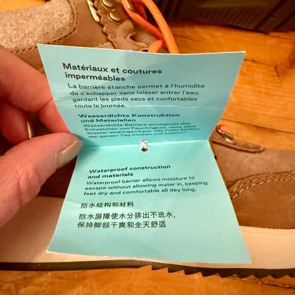 TOMS Cascada Waterproof Taupe Gray Nubuck Boots - Size 7 (NWT) - Picture 6 of 6